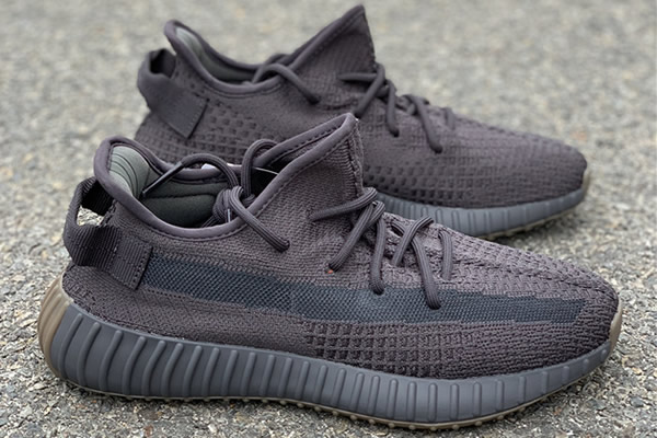 Yeezy Boost 350 V2 Cinder